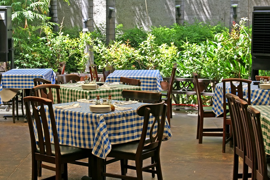 outdoor dining space